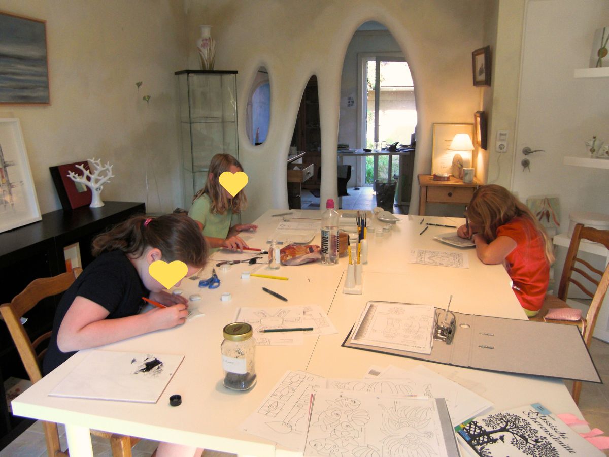 Cours de dessin en visio avec zoom Cours de peinture sur porcelaine-Cours de dessin en visio avec zoom